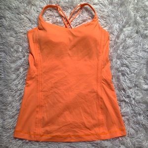 Lululemon Cross Back Tank Top in Size 6